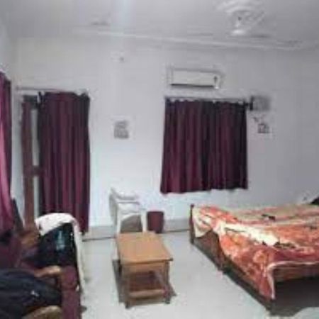 Circuit House,Cuttack Hotel Екстериор снимка